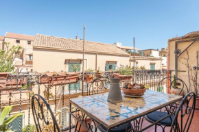 Santa Teresa Apartment with Terrace by Wonderful Italy